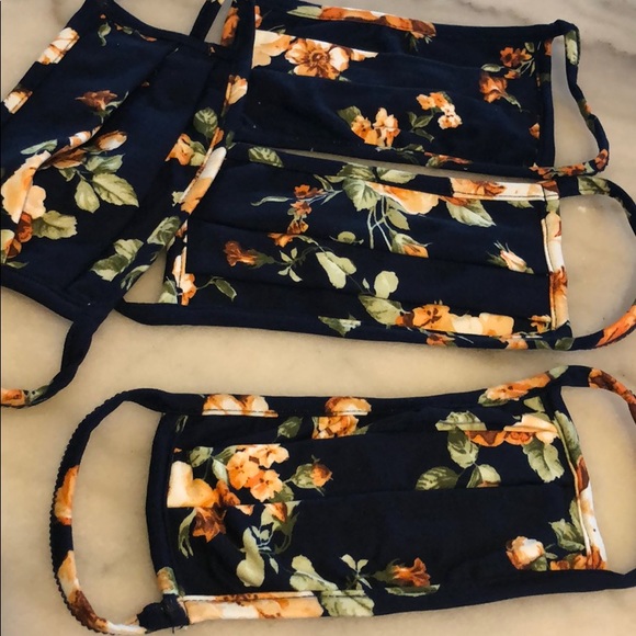 2 for 20! Navy Floral Face mask - Picture 3 of 7